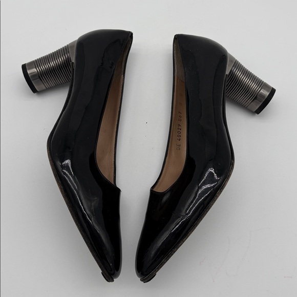 Salvatore Ferragamo Black Patent Leather Silver Heels Women Size 8 BLEMISH - Picture 8 of 12